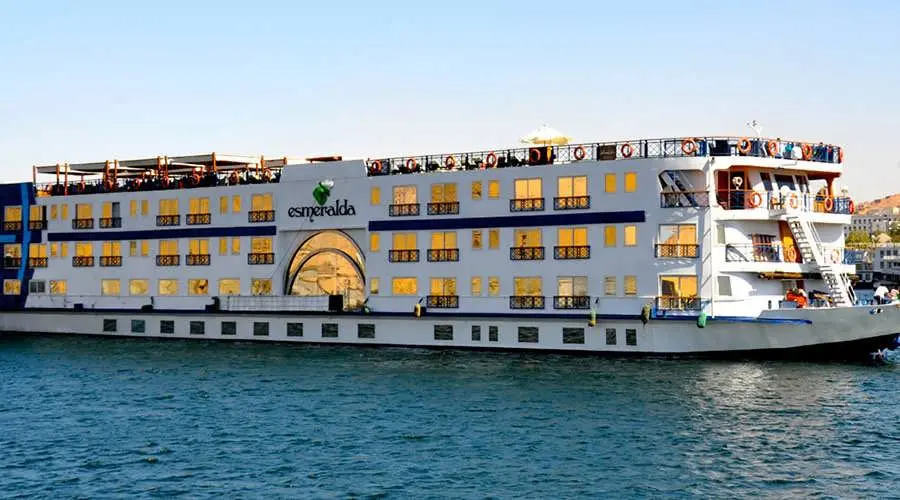 Nile cruise ship included in a 10-day Egypt and Hurghada package