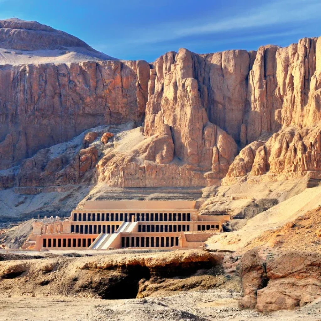 Hurghada to Luxor day trip by minivan small group (1)