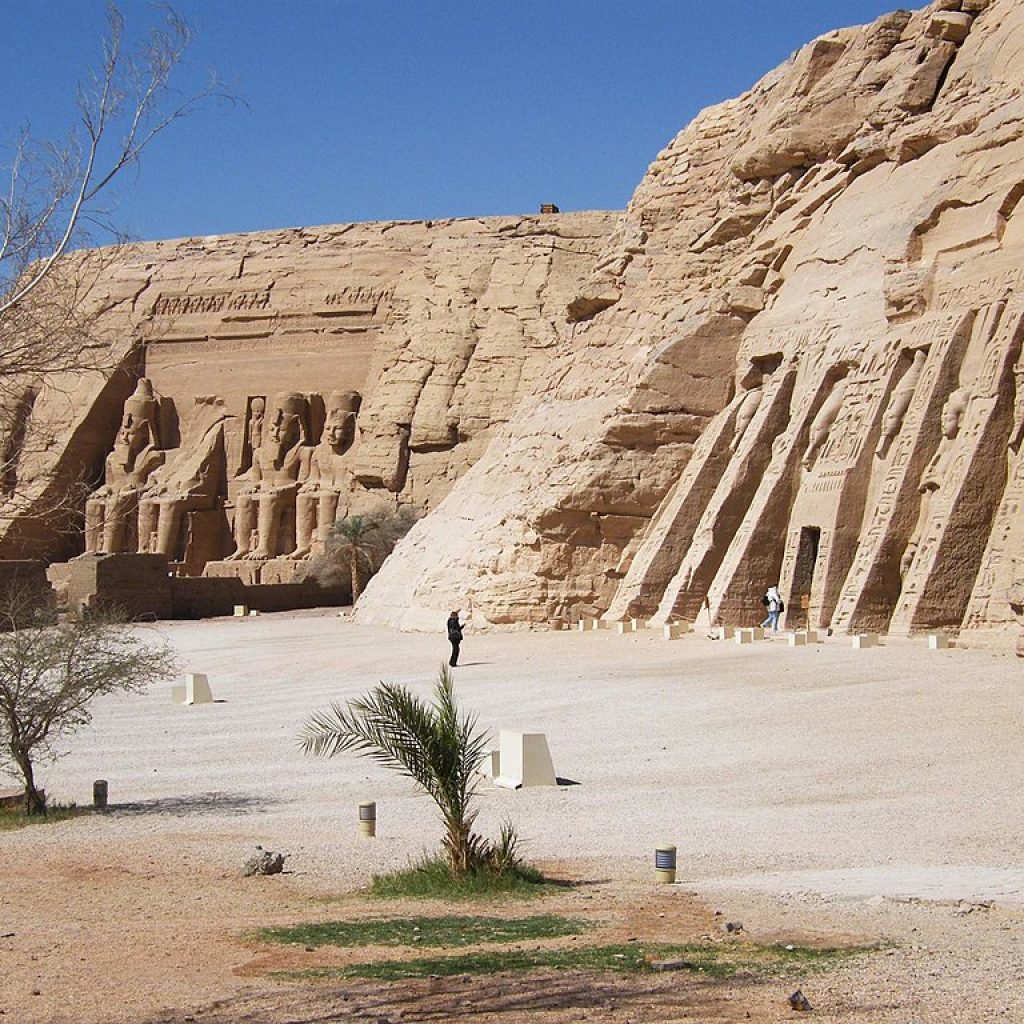 abu simblel temples