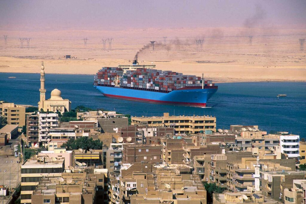 The Suez Canal Story: From Desert Construction to a Global Waterway